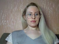 I am bright and charismatic, I have a vibe of positive vibes. I prefer to combine romantic style with some provocation in terms of the image. Flexible in all situations, I have a kind of humor and out-of-the-box thinking. My goal is to achieve the pleasure of life. I am a creative person and do photo / video editing, and also do tarot predictions.