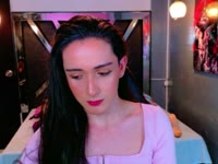 I am a very sensual, fun trans girl with a lot of energy. I love connecting with the people who enter my room and creating a warm, relaxed and fantasy-filled atmosphere. If you are looking for someone authentic, playful and who enjoys every moment with you, you are in the right place. I like to flirt, fulfill fantasies and make each visitor feel special.