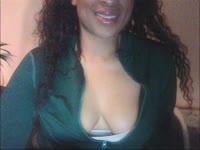 Ik ben een exotische, prachtige Caribische dame met een ongekende passie voor het leven en alles wat erbij komt kijken. Mijn warme uitstraling en sensuele energie zullen je direct betoveren, en ik ben hier om je mee te nemen op een reis van verleiding en plezier.Ben jij op zoek naar een hete, verleidelijke ervaring die je niet snel zult vergeten? Kom dan bij mij, de Caribische stoute dame die weet wat ze doet. Ik combineer de passie van de tropen met een ondeugende flair die jou gegarandeerd in vuur en vlam zal zetten.Met mijn exotische charme, speelse houding en avontuurlijke geest neem ik je mee naar een wereld van plezier en opwinding. Of je nu hebt in een flirterige chat, een uitdagend spel of iets dat je grenzen opzoekt, ik ben hier om jouw verlangens te vervullen.Dus, waar wacht je nog op? Kom bij mij en ontdek de magie van de Cariben, direct vanuit de privacy van jouw scherm. Ik ben klaar om je te verrassen, te prikkelen en je te laten verlangen naar meer. Durf jij het aan?