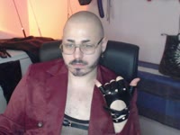 Kneel and submit to your Master!
Ready to enjoy a pleasant evening together?
During my shows, I show off my fetishwear, which includes leather, latex, denim, harnesses as well as my body in those outfits. I am going to make you feel like a pathetic little sub with my presence and make you submit to my desires.