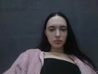 I am a curious and positive girl who loves new experiences, good conversations and fun moments. I enjoy yoga, games and exploring creative ideas.