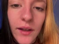 Hii my name is Regina
Im a 20 y/o woman, i like both woman and man because im bisexual,
im a creator i like to stream for all of you and share my blessings