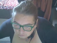 hi i am sylvia a sexy curvy lady i am submissive and like sex and enjoy everything to entertain u