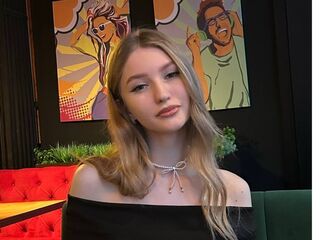 girl cam nude ClarineTimson