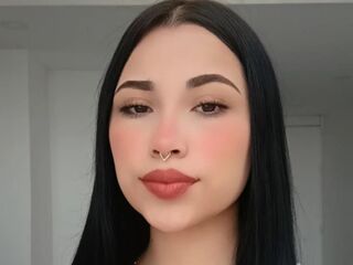 camgirl chatroom EmilyMorrison