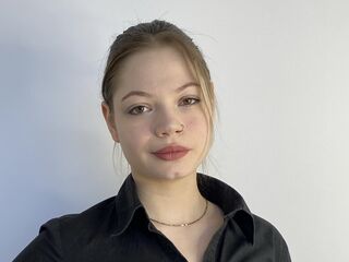 jasmin live show JanuaryBuswell