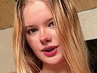 free live chat JeannettaCeraos