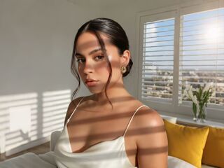 kinky webcam show KiaraVictoria