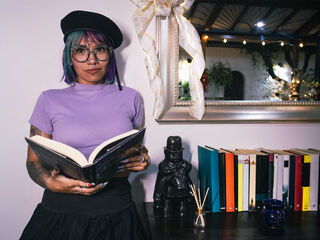 hot cam girl masturbating with dildo KimWexler