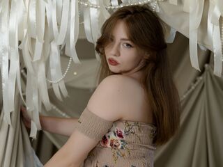 naked girl with cam MoonBrittany