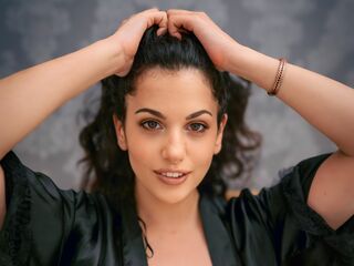 fingering girl chat OrriHart