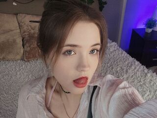naked cam chatroom MonnieMoniz