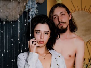 girl giving blowjob JunnaAndKurt