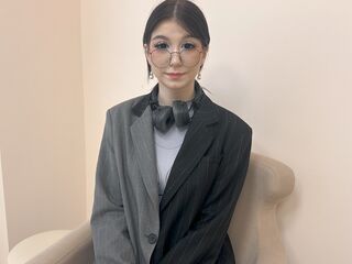 girl webcamsex AdelDertus