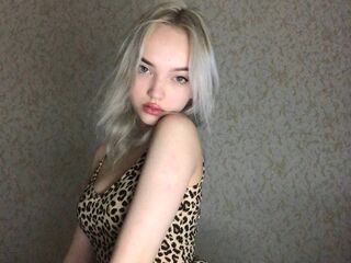 beautiful camgirl AftonGitt