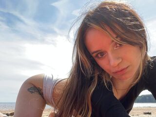cam girl spreading pussy AgataMilk