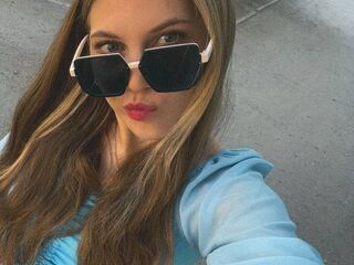 hot webcam picture AlexaMalouf