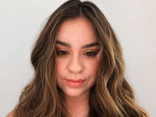 naked cam chat AlexandraThornt