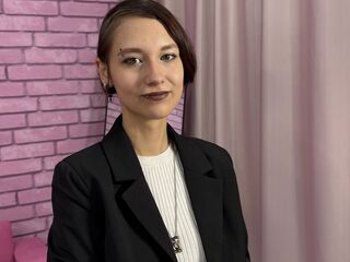naughty cam girl picture AlisaWinsor