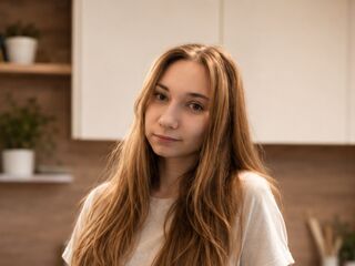 voyeur cam AllieShewmaker