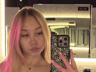 chat room photo AllureAngel