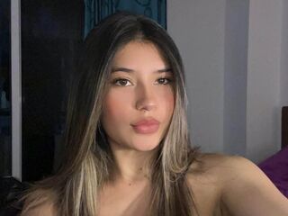sexy webcam girl AmberEcheverria