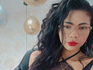 camgirl playing with vibrator AmmyWilsonn