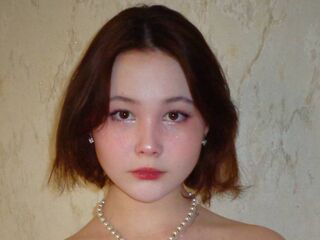 camwhore spreading pussy AnnemarieTschida