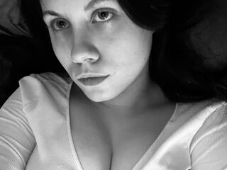 naughty camgirl masturbating with dildo BelaWink