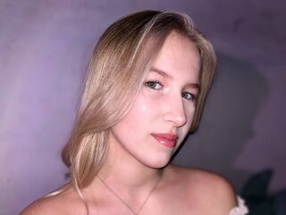 fingering camgirl video BettyKirsy