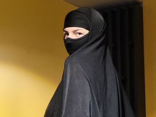 webcam live show BiaBlack