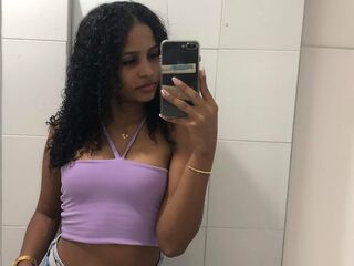 camslut CamilaHank