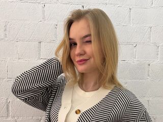 topless webcam girl CamillaCapoccia