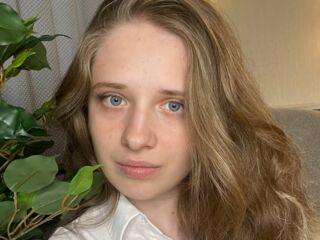 live webcam model CamillaKelly