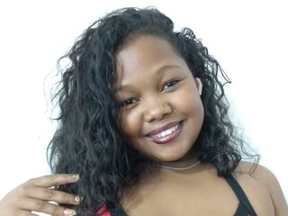 topless webcam girl CarreineJuliana