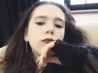 naked camgirl fingering pussy CatherineAtkins