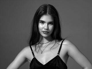 camgirl showing pussy CelesteHamil