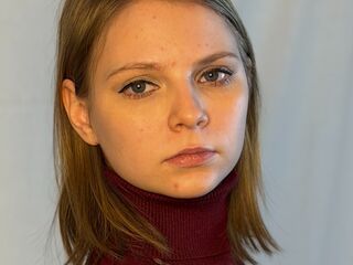 webcam babe chatroom CherrieSearls