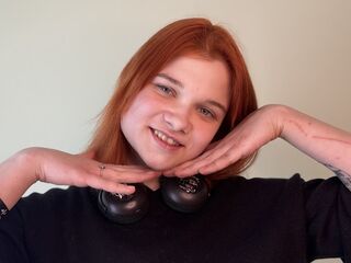 sexy webcamgirl pic ChiaPreuitt