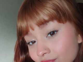girl camsex ChloeMahya