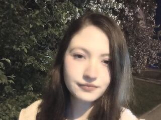 adult live cam ChrystiBrayan