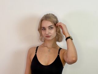 adult live cam CleoHarringtons