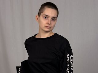 camslut naked CrissyDevera
