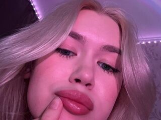 adult webcam chat CrystalWest