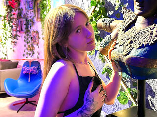 hot striptease webcam DaisyWane
