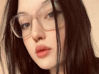 camwhore shaved pussy DeloresRamos