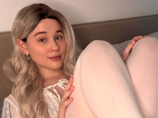 closeup pussy web cam DeluaMoon