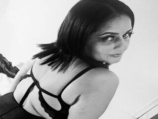 live sex cam photo DevoraClarke