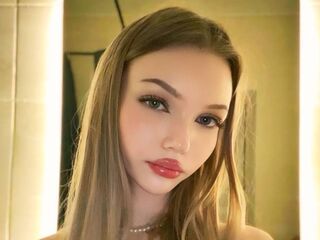 camgirl masturbating DiannaLoiseau