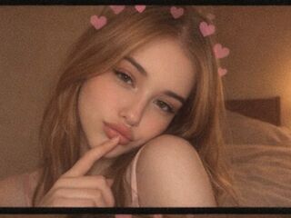 live teaser cam ElaraWinslow